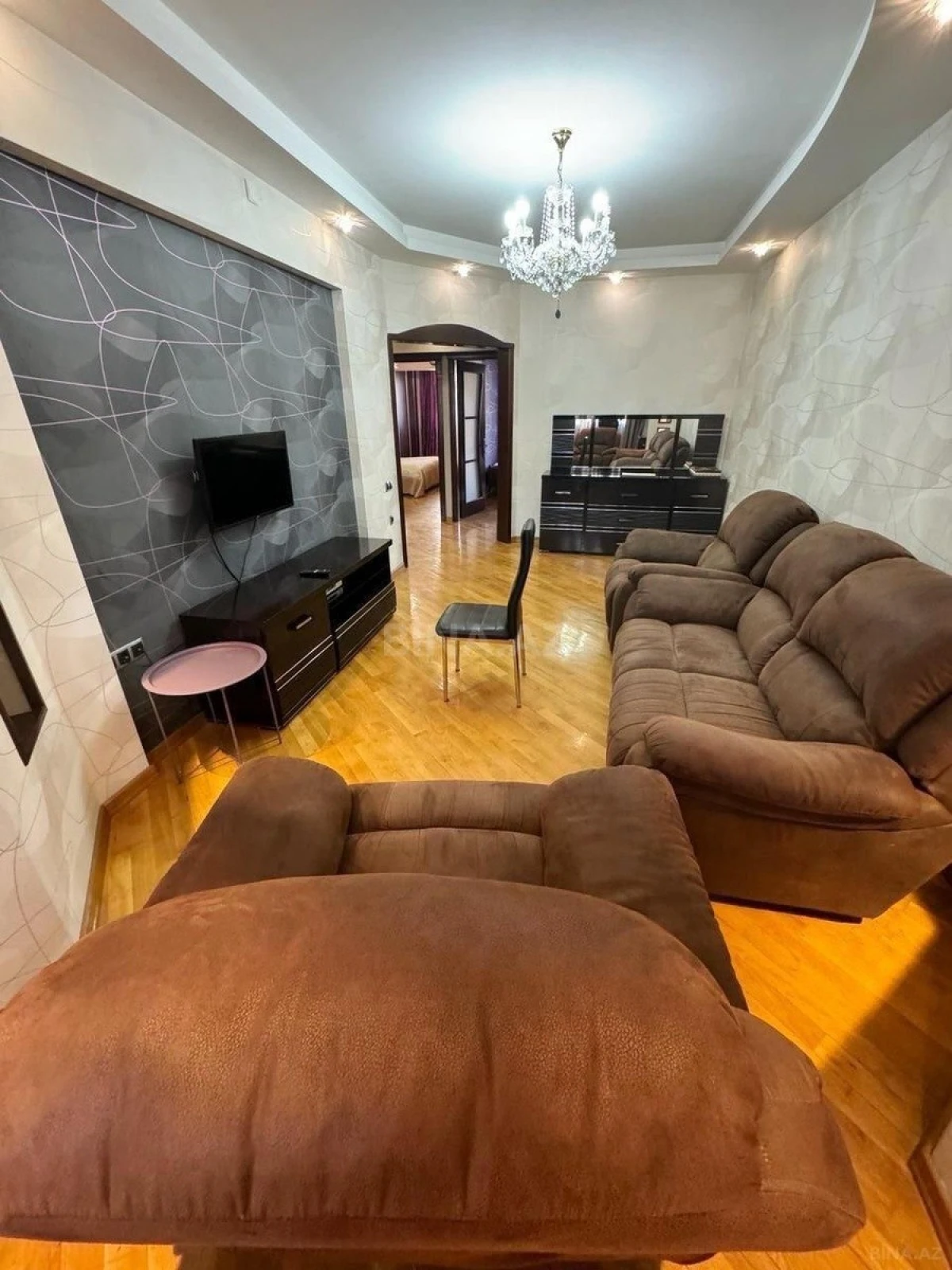 Kirayə verilir 3 otaqlı mənzil 85 m²
