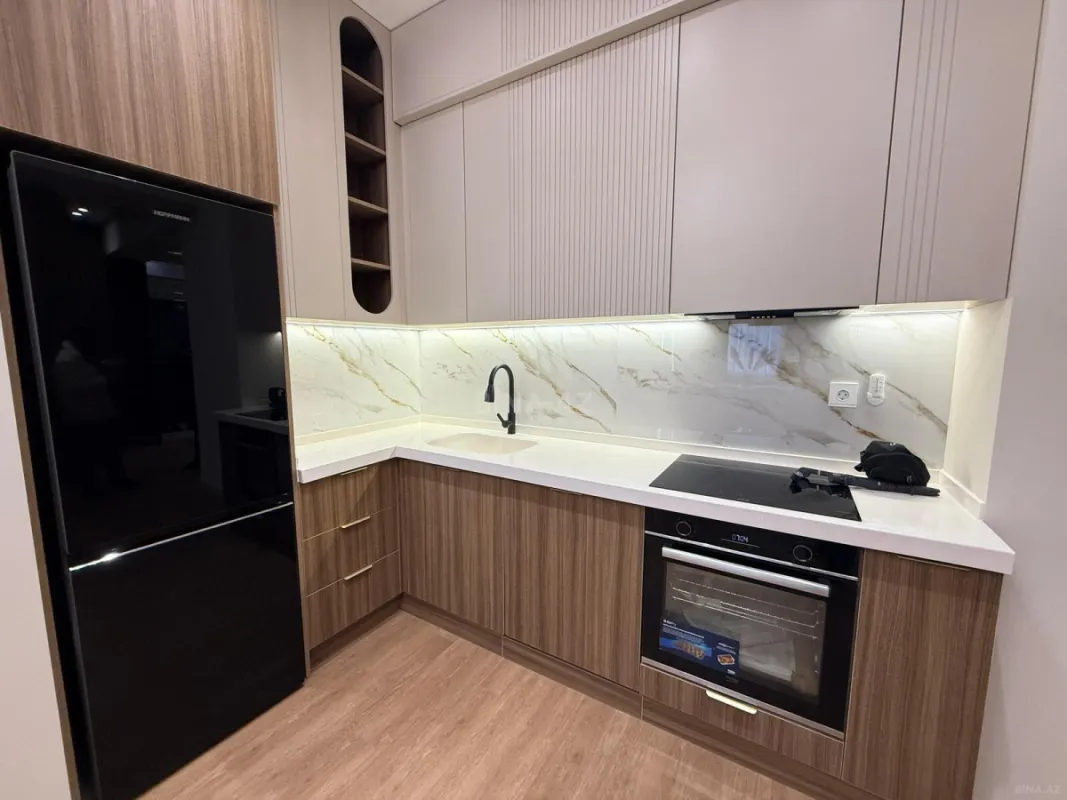 Kirayə verilir 2 otaqlı mənzil 70 m²