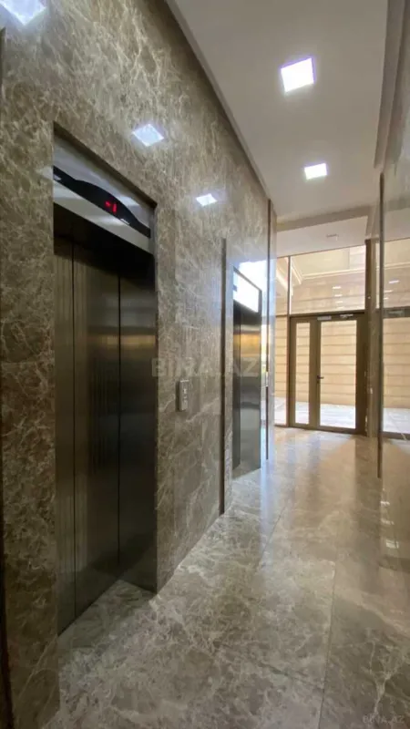 Satılır 3 otaqlı mənzil 104 m²