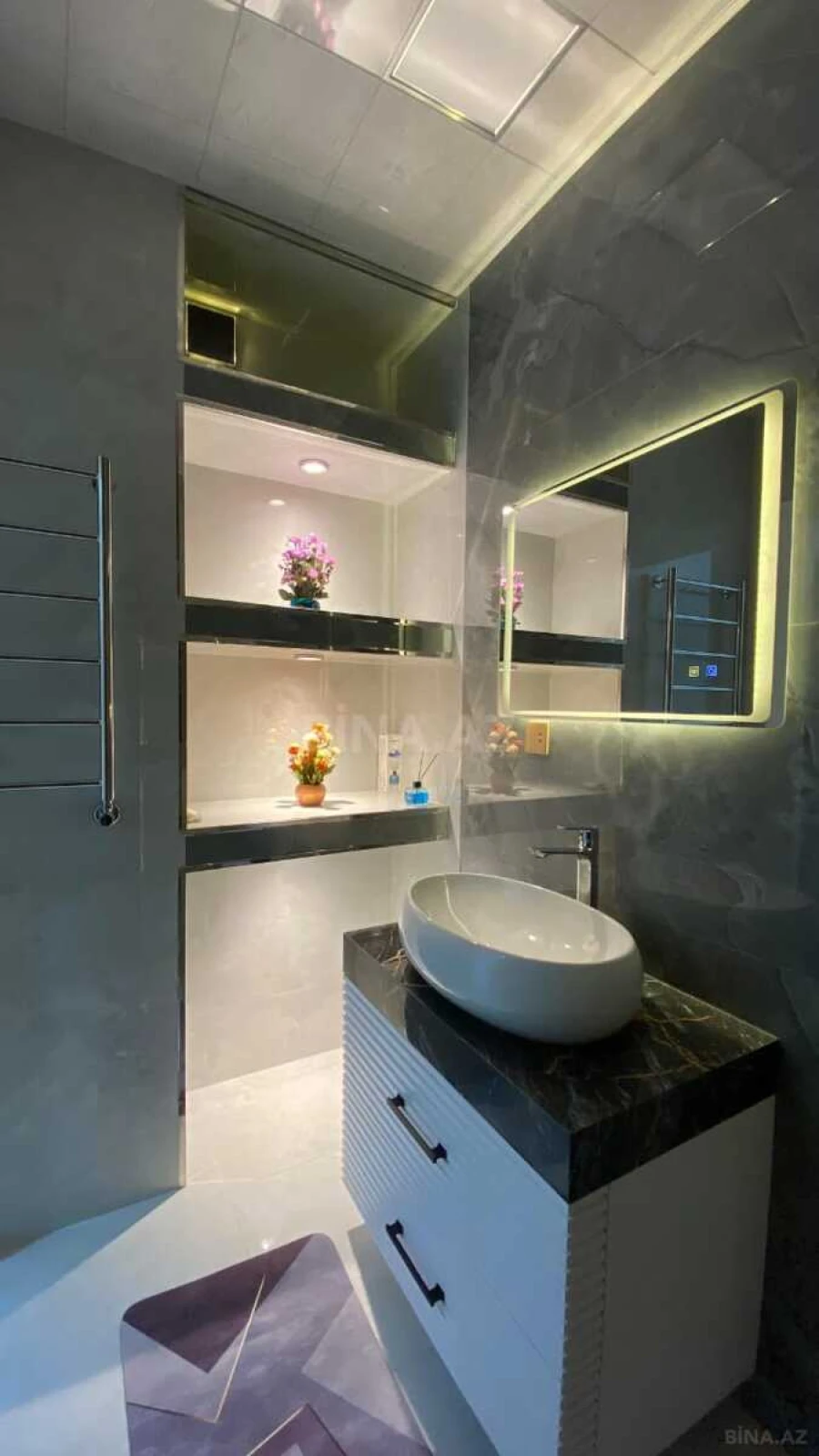 Satılır 3 otaqlı mənzil 104 m²