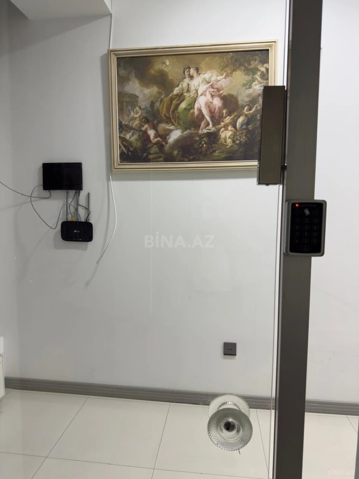 Kirayə verilir 2 otaqlı ofis 25 m²