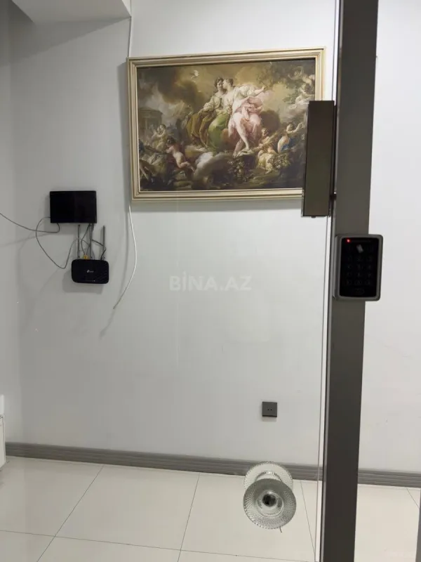 Kirayə verilir 2 otaqlı ofis 25 m²
