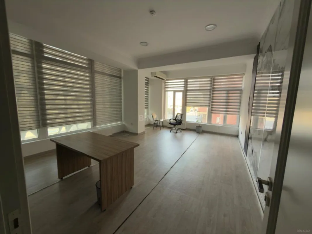Kirayə verilir 2 otaqlı ofis 25 m²