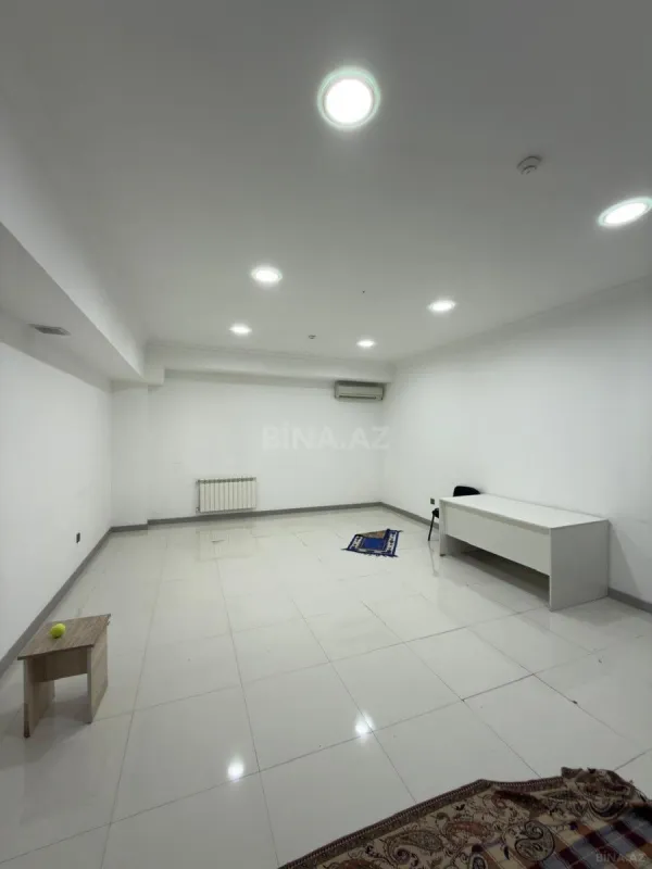 Kirayə verilir 2 otaqlı ofis 25 m²