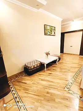 Kirayə verilir 3 otaqlı mənzil 120 m²