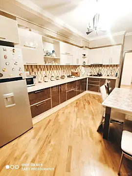 Kirayə verilir 3 otaqlı mənzil 120 m²