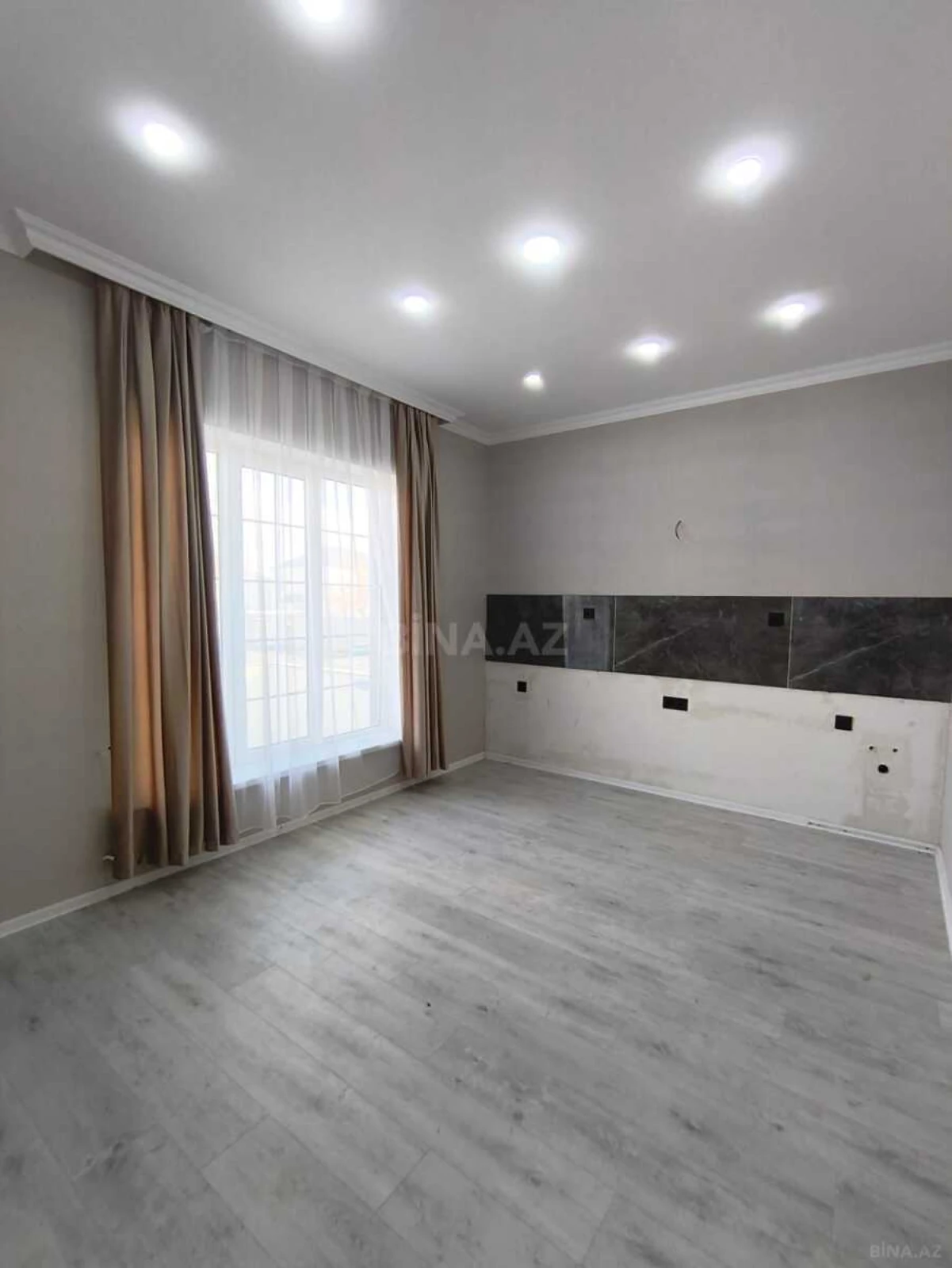 Satılır 3 otaqlı həyət evi 100 m²