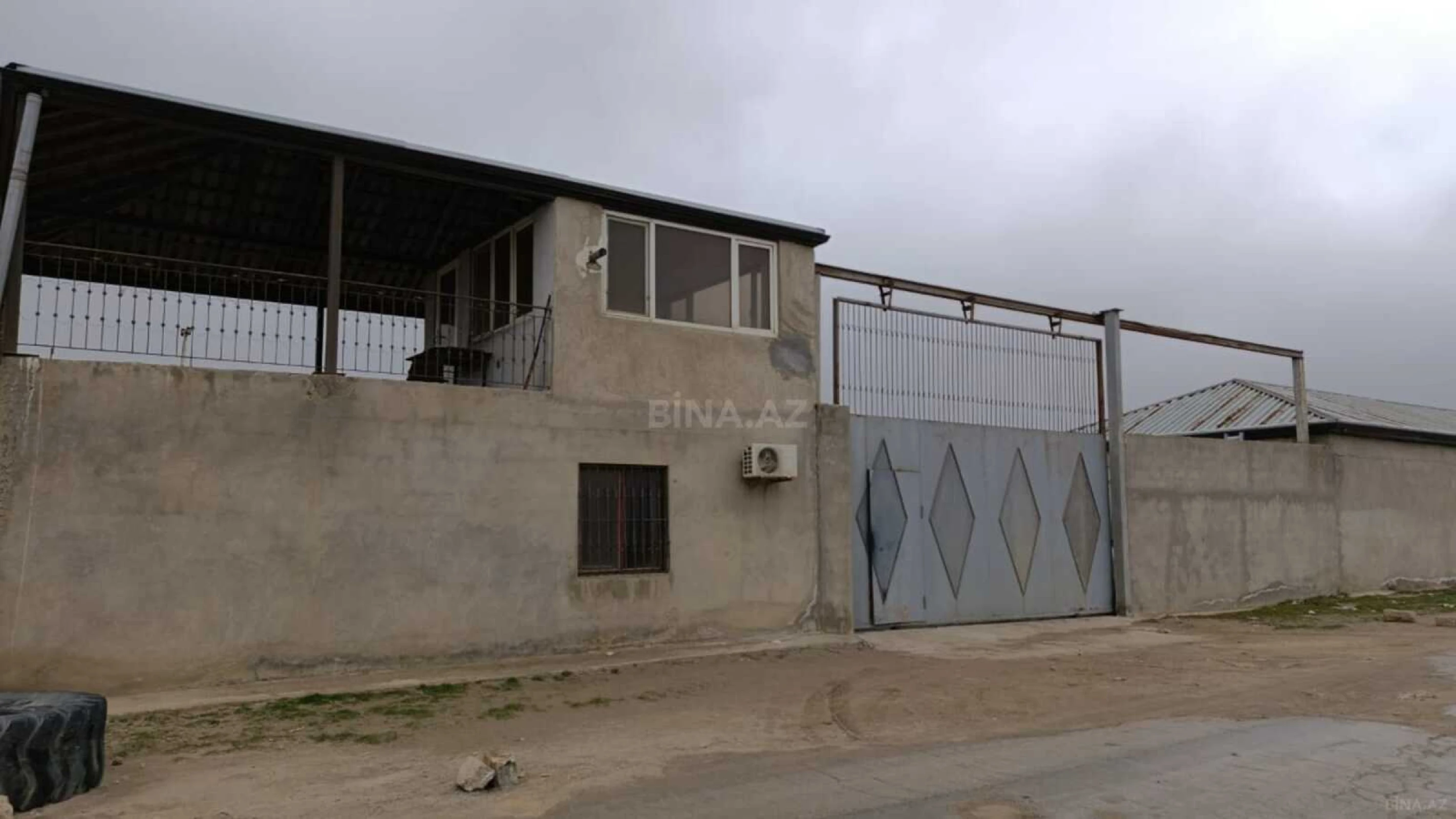 Satılır obyekt 2400 m²