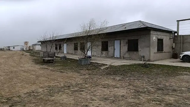 Satılır obyekt 2400 m²