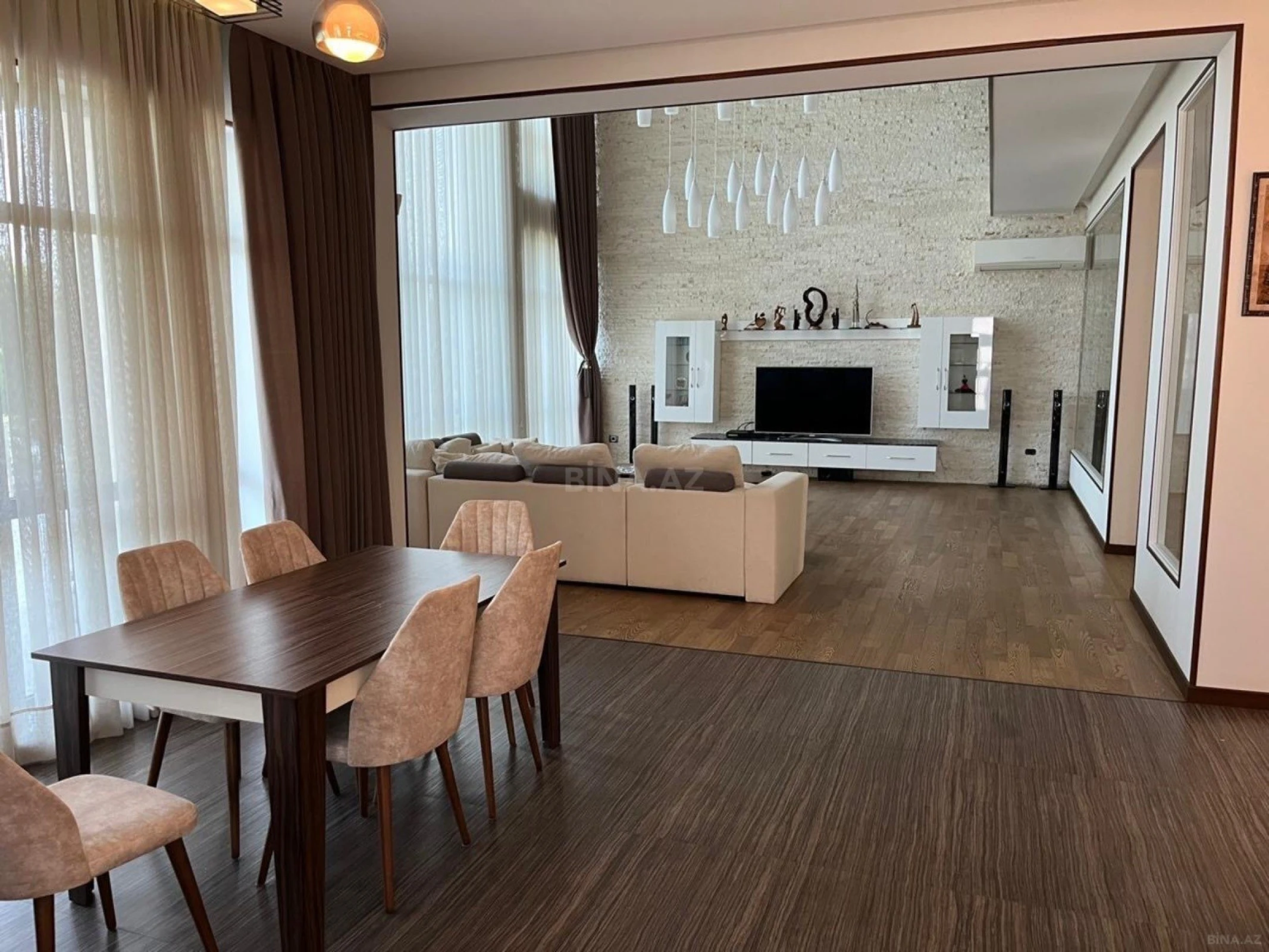 Kirayə verilir 8 otaqlı həyət evi 800 m²