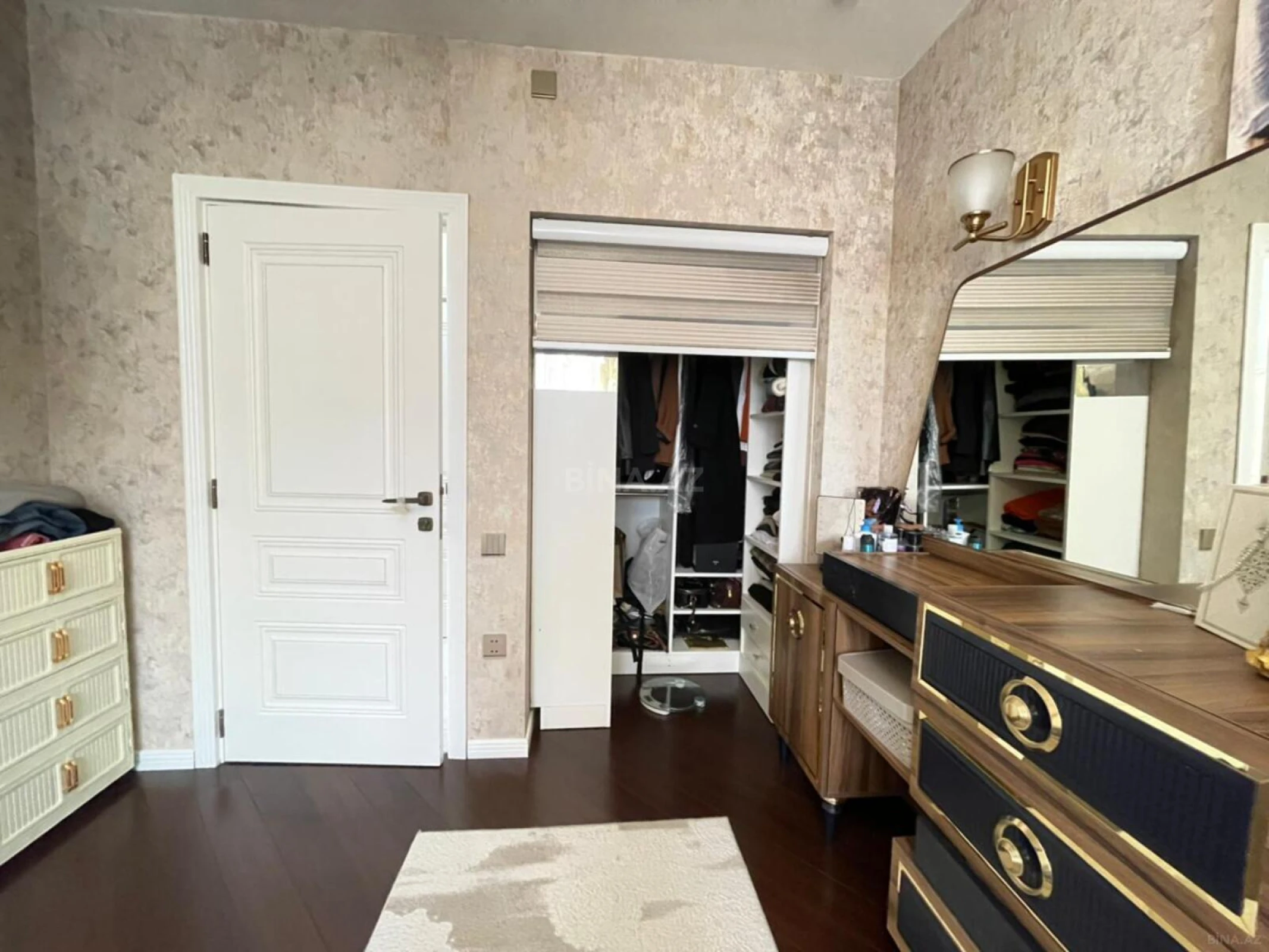 Satılır 3 otaqlı mənzil 70 m²