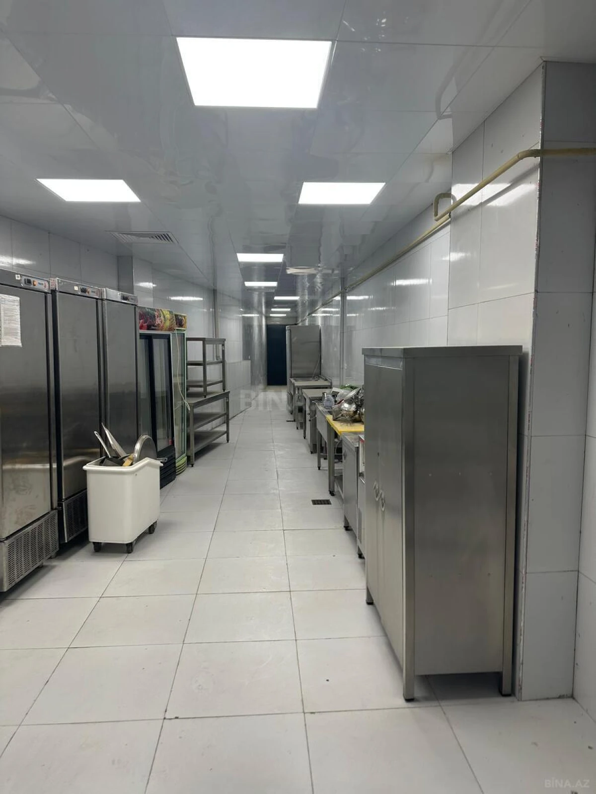 Kirayə verilir obyekt 600 m²