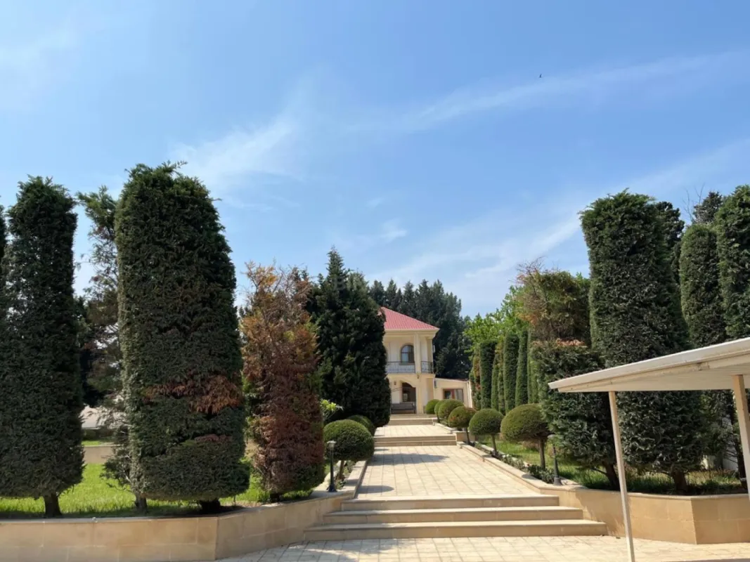 Kirayə verilir 4 otaqlı həyət evi 350 m²