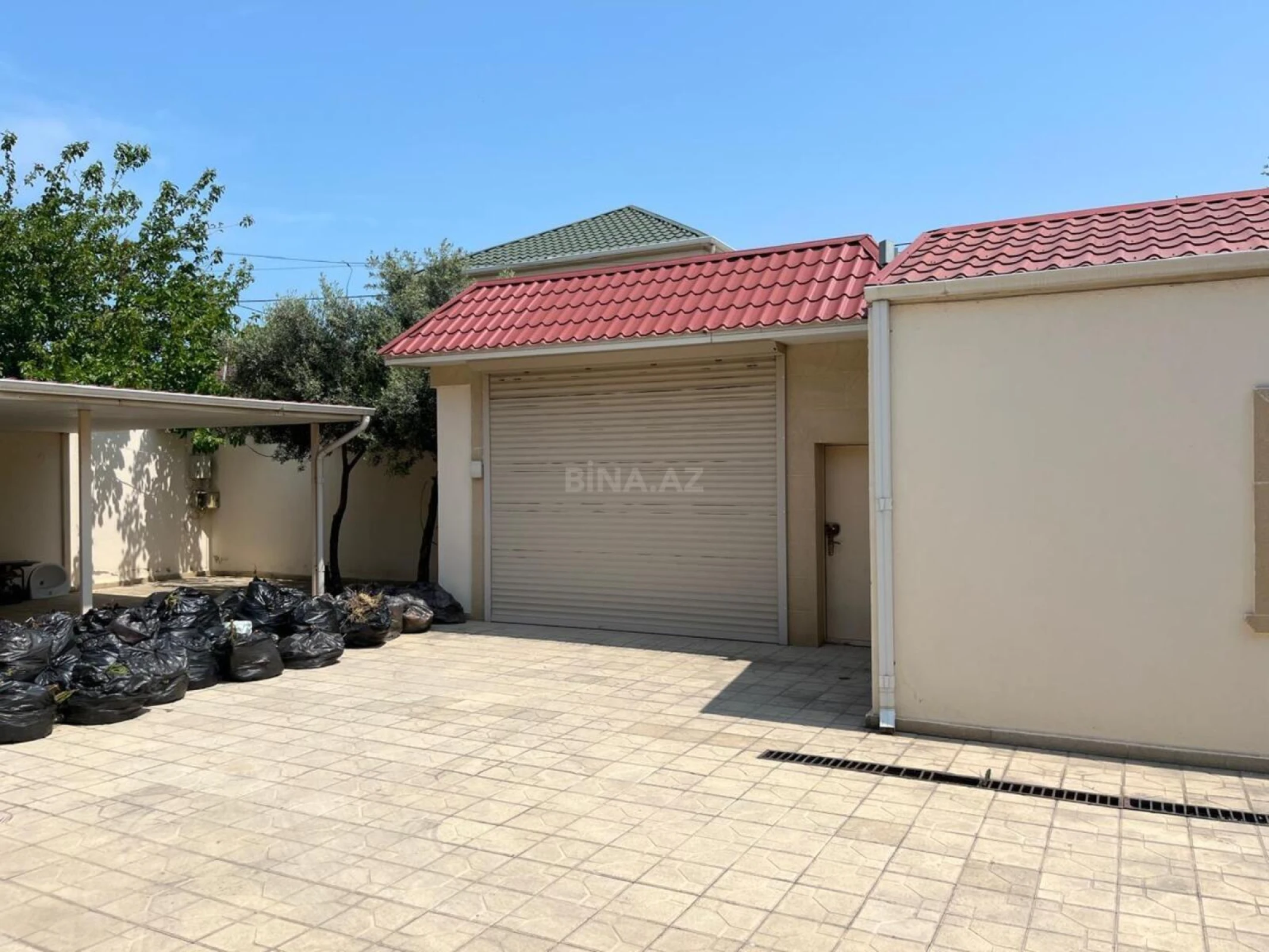 Kirayə verilir 4 otaqlı həyət evi 350 m²