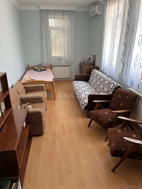 Kirayə verilir 4 otaqlı həyət evi 350 m²