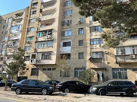 Satılır obyekt 635 m² — Bakı, Bakıxanov 635.00 m²