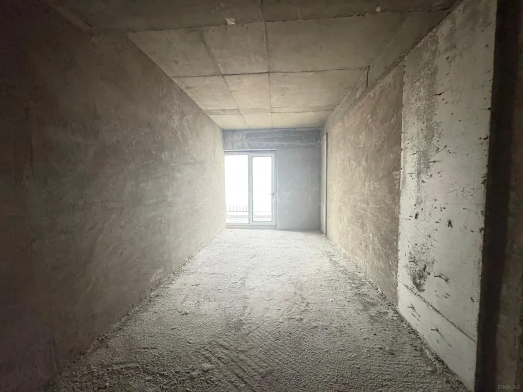 Satılır 3 otaqlı mənzil 163 m²