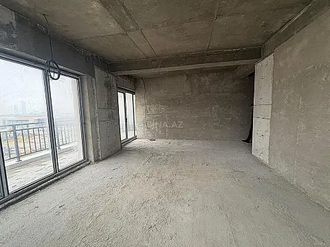 Satılır 3 otaqlı mənzil 163 m²