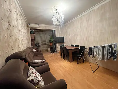 Satılır 2 otaqlı mənzil 42 m²