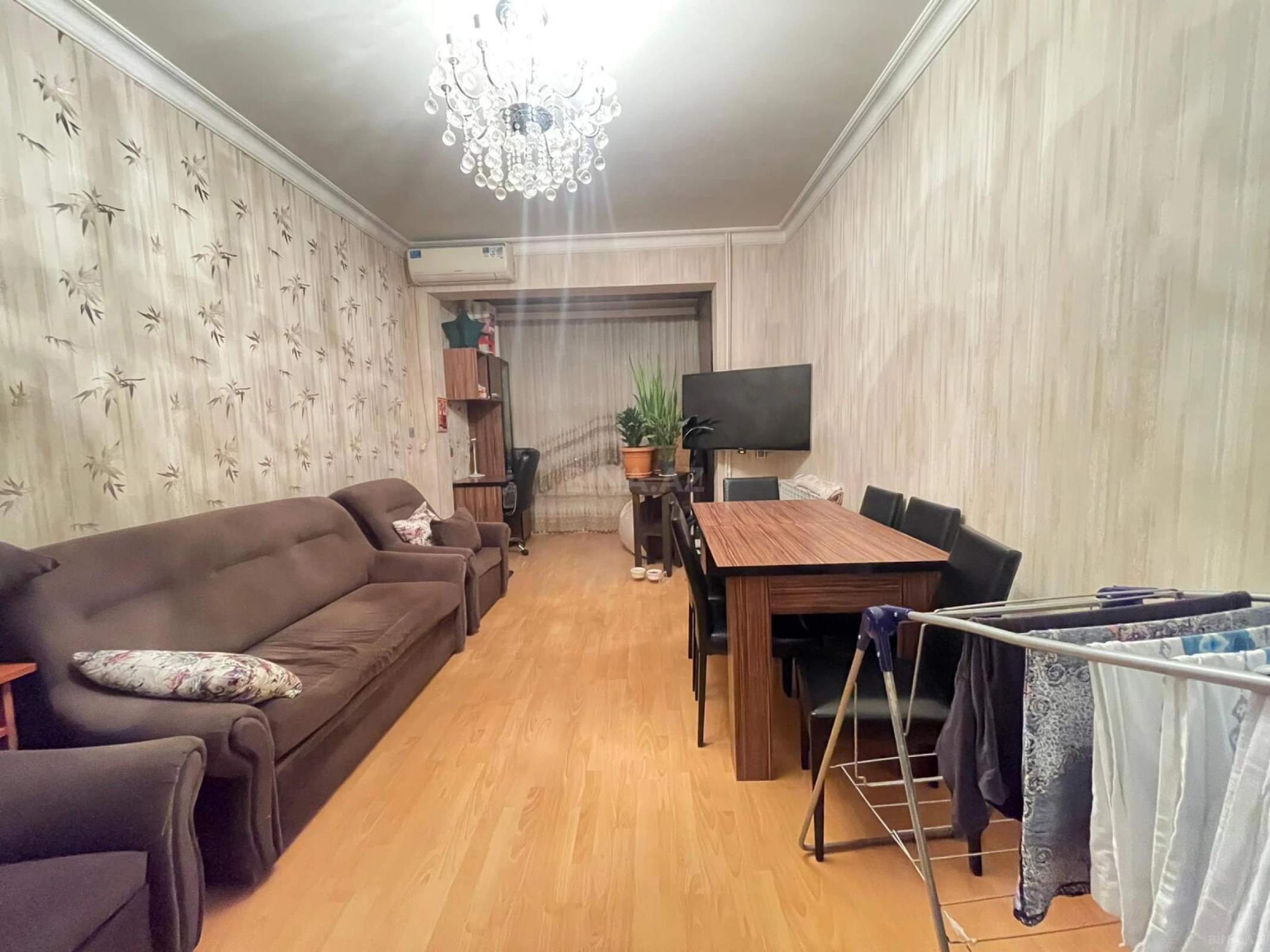 Satılır 2 otaqlı mənzil 42 m²