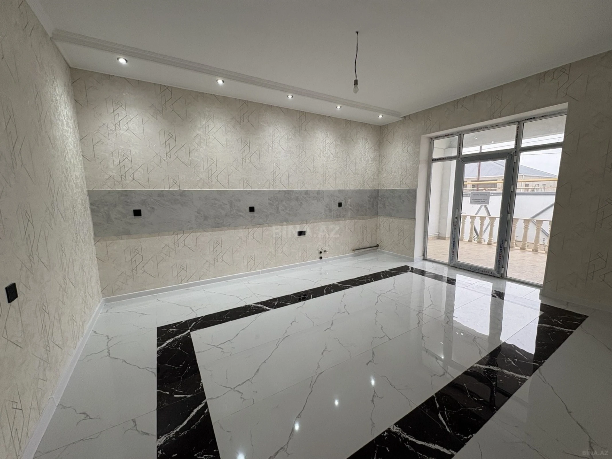Satılır 4 otaqlı həyət evi 170 m²