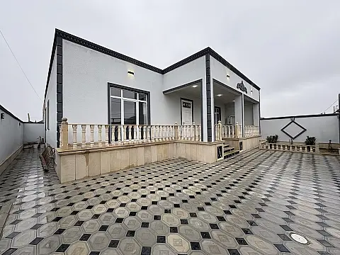 Satılır 4 otaqlı həyət evi 170 m²