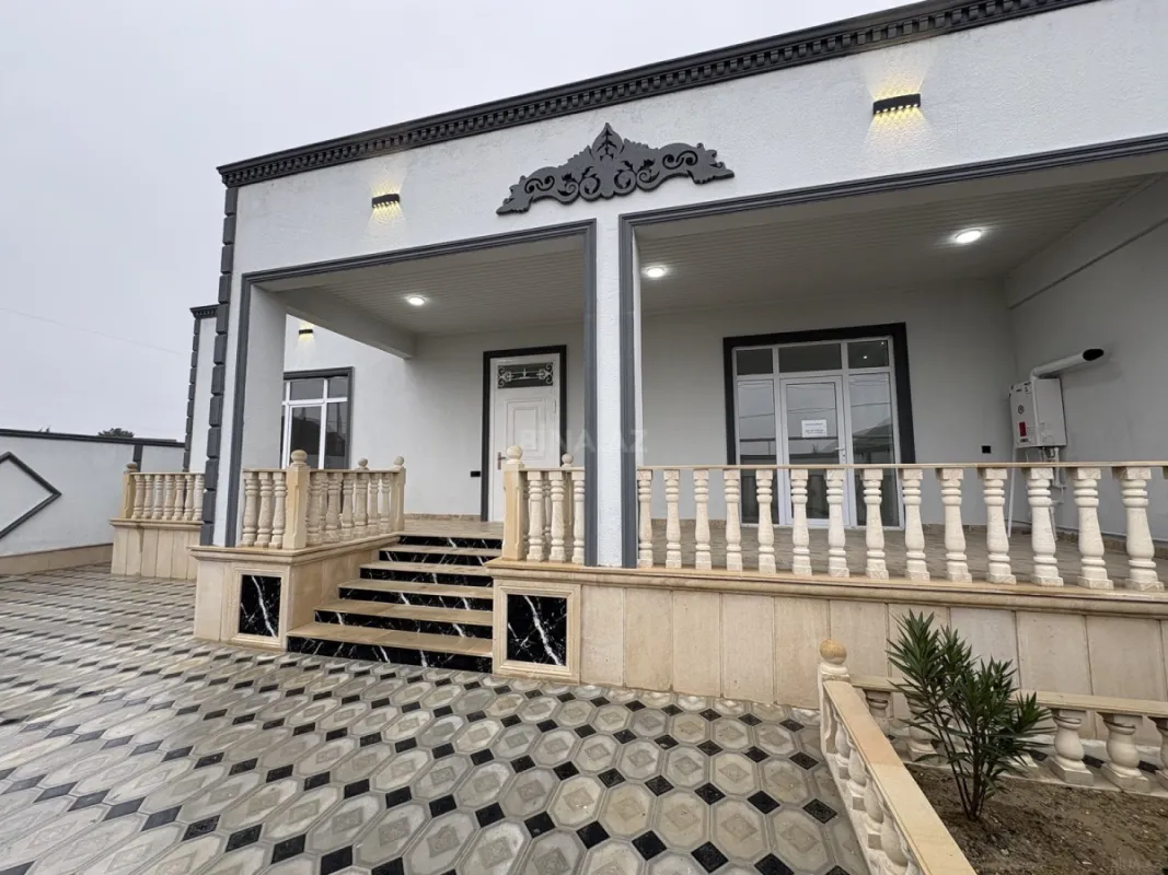 Satılır 4 otaqlı həyət evi 170 m²