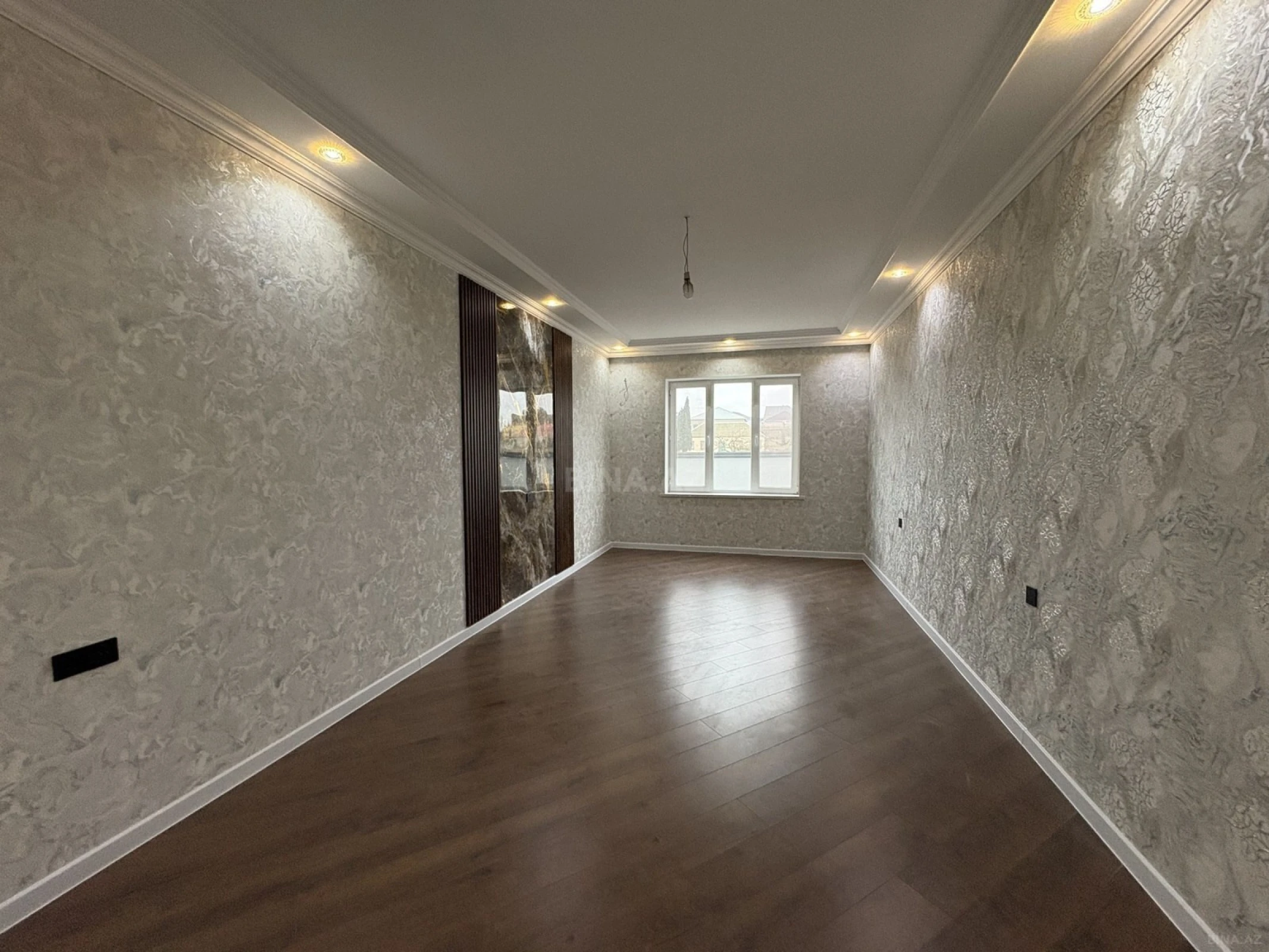 Satılır 4 otaqlı həyət evi 170 m²