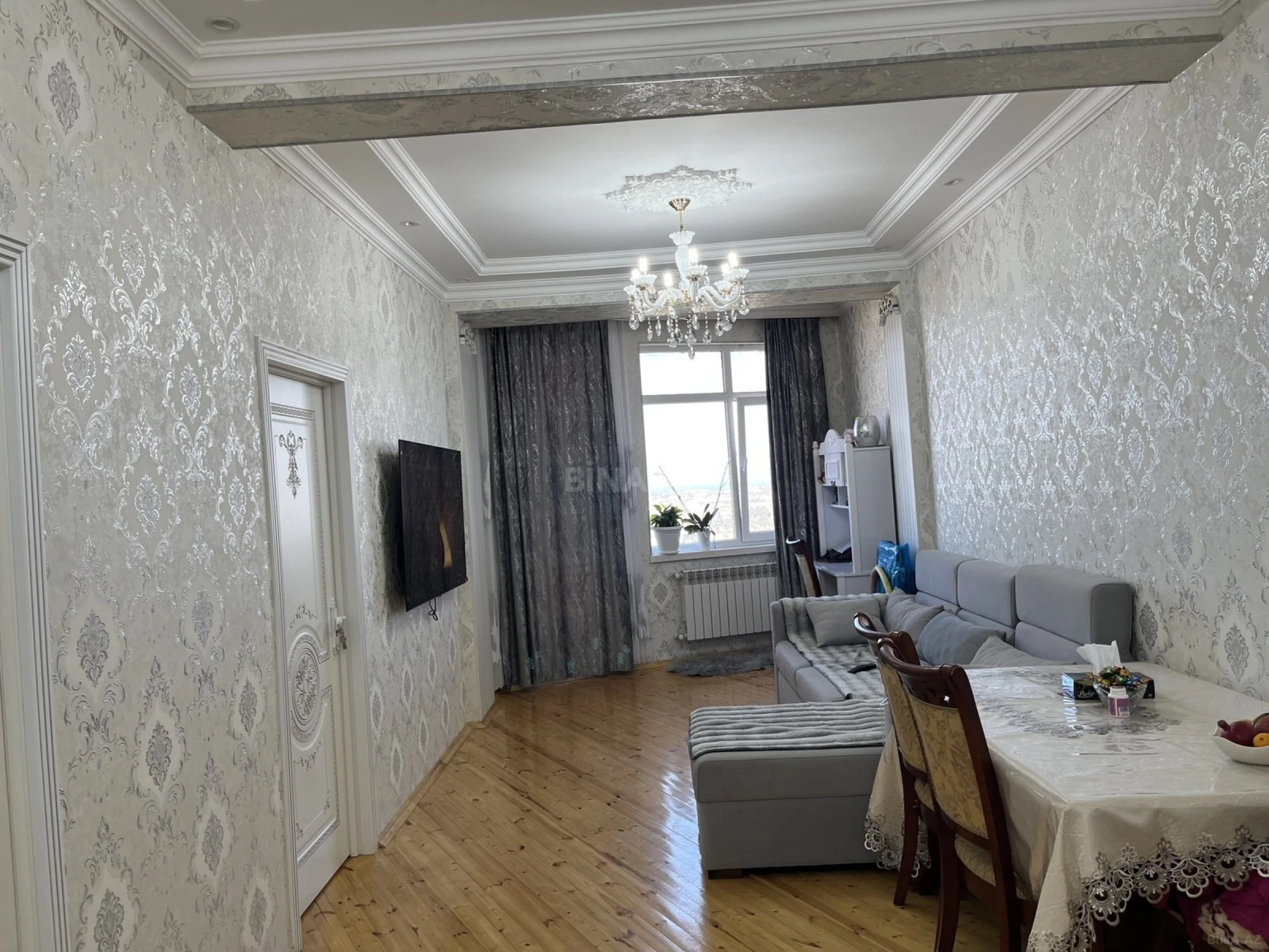 Satılır 3 otaqlı mənzil 84 m²