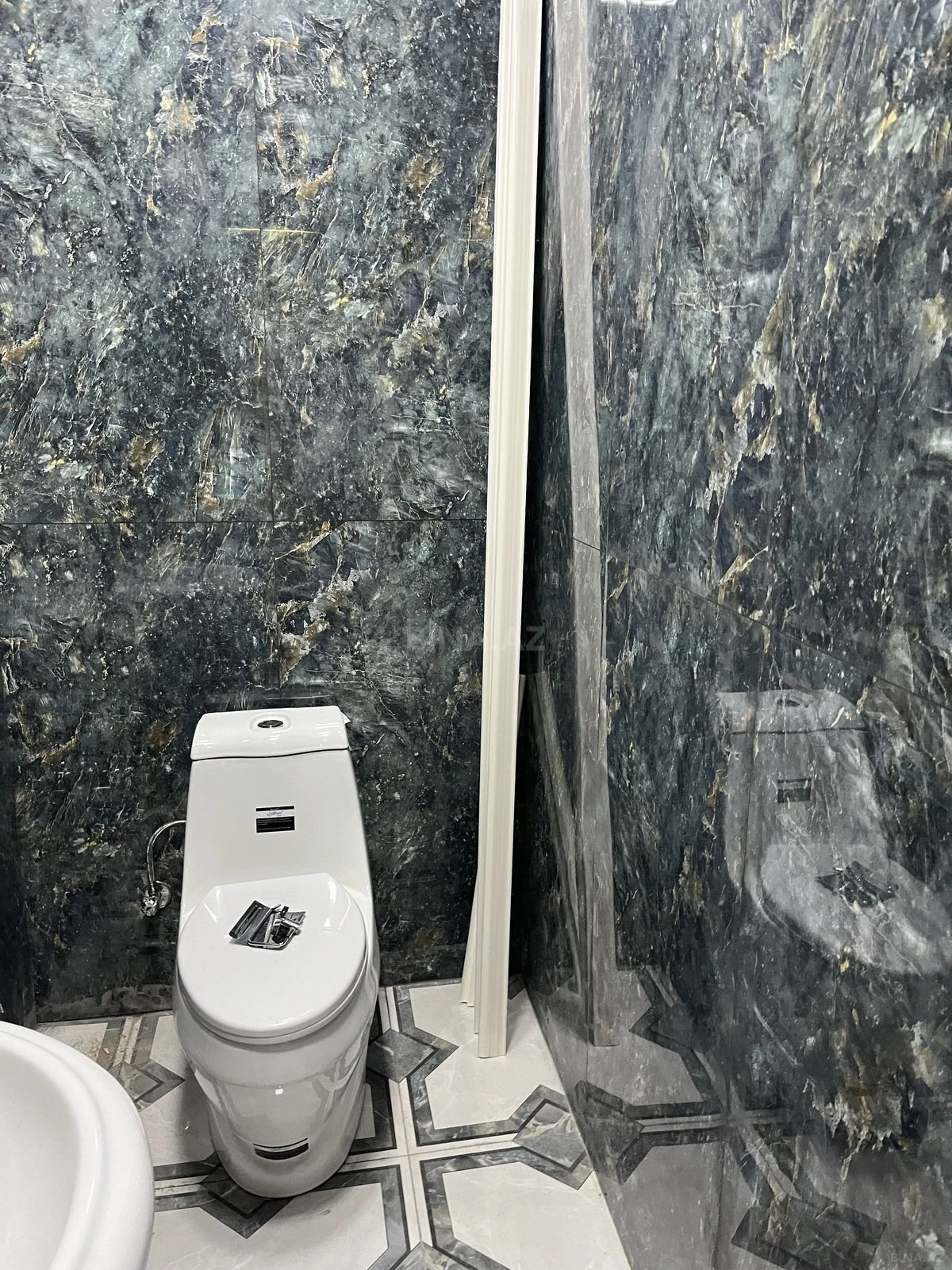 Satılır 3 otaqlı mənzil 84 m²