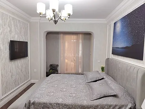 Satılır 3 otaqlı mənzil 110 m²