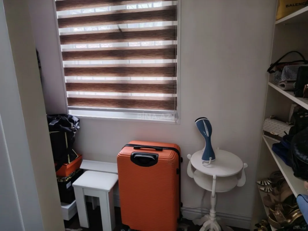 Satılır 3 otaqlı mənzil 110 m²