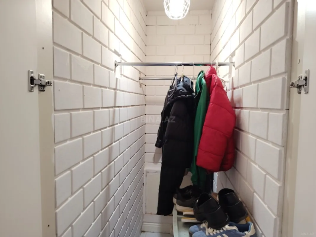 Satılır 3 otaqlı mənzil 110 m²