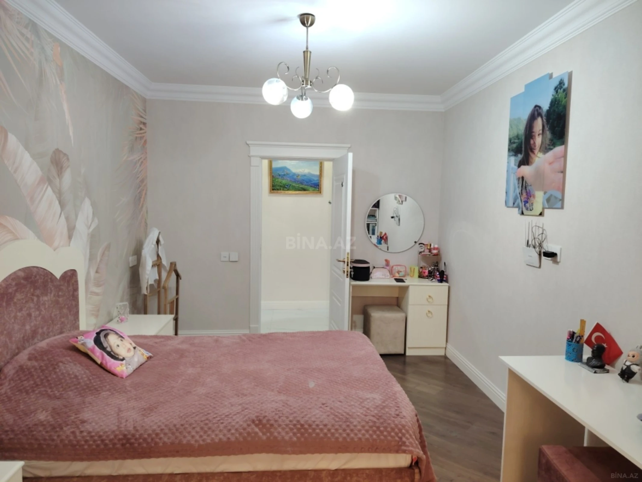 Satılır 3 otaqlı mənzil 110 m²