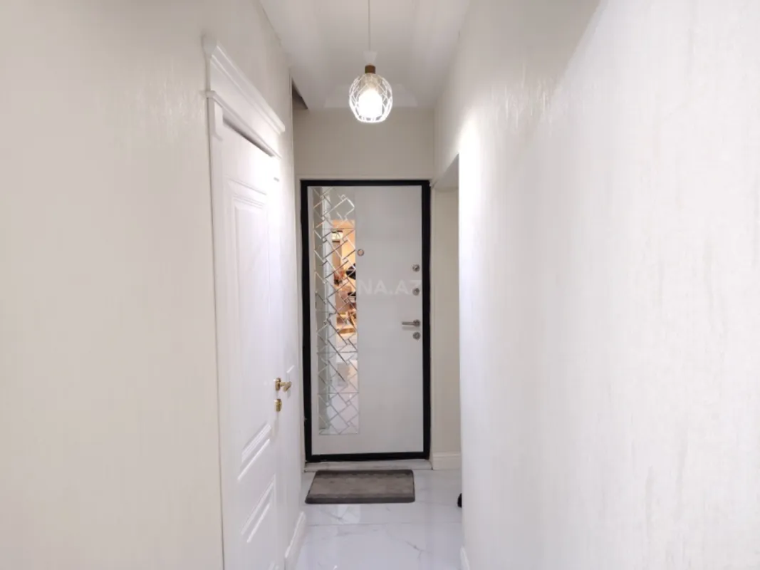 Satılır 3 otaqlı mənzil 110 m²