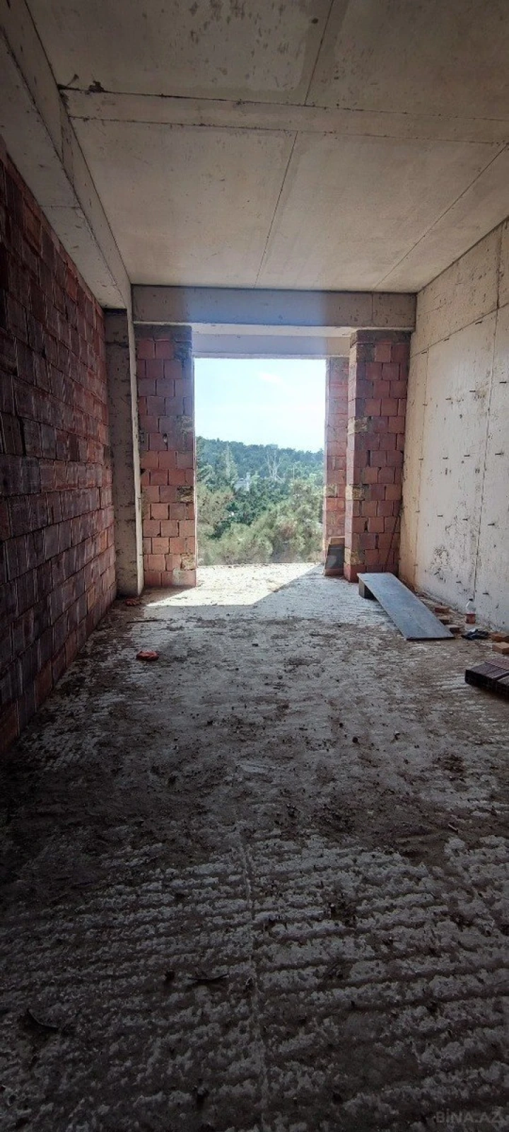 Satılır 2 otaqlı mənzil 74 m²