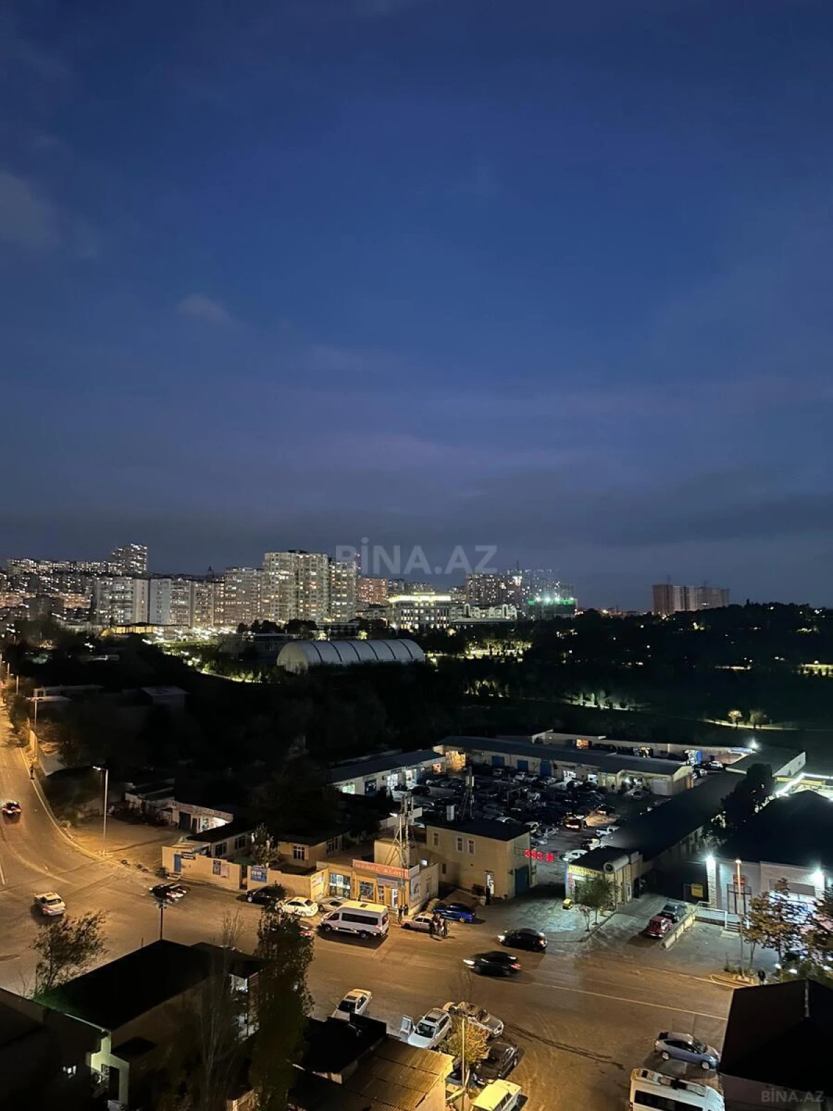 Satılır 2 otaqlı mənzil 74 m²