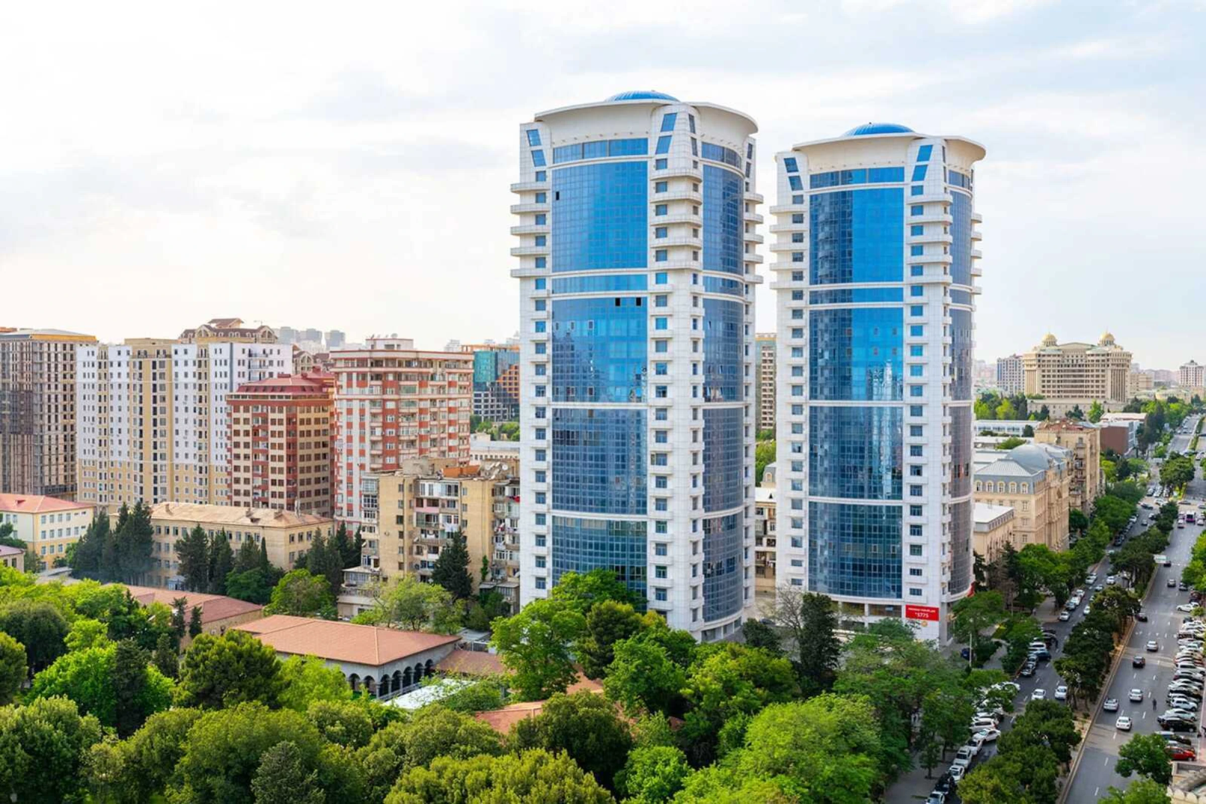 Kirayə verilir 4 otaqlı mənzil 170 m²