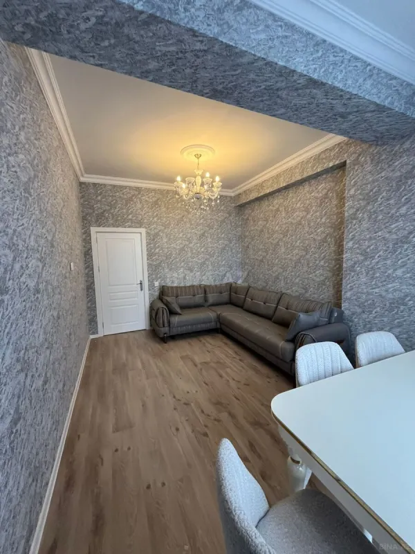Kirayə verilir 3 otaqlı mənzil 90 m²
