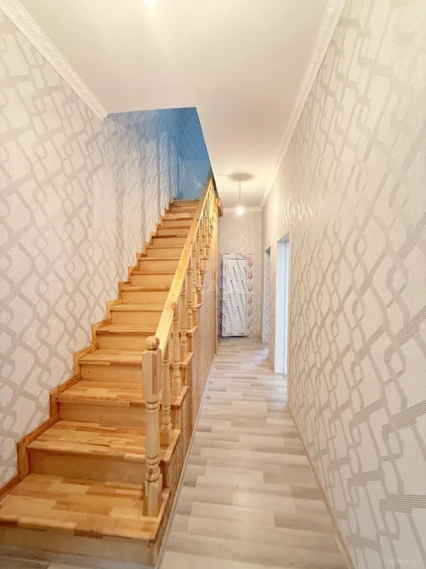 Satılır 4 otaqlı həyət evi 120 m²