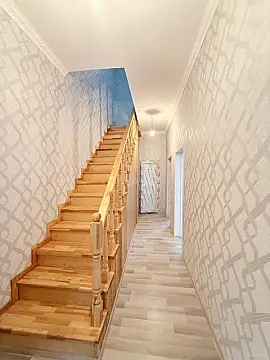 Satılır 4 otaqlı həyət evi 120 m²