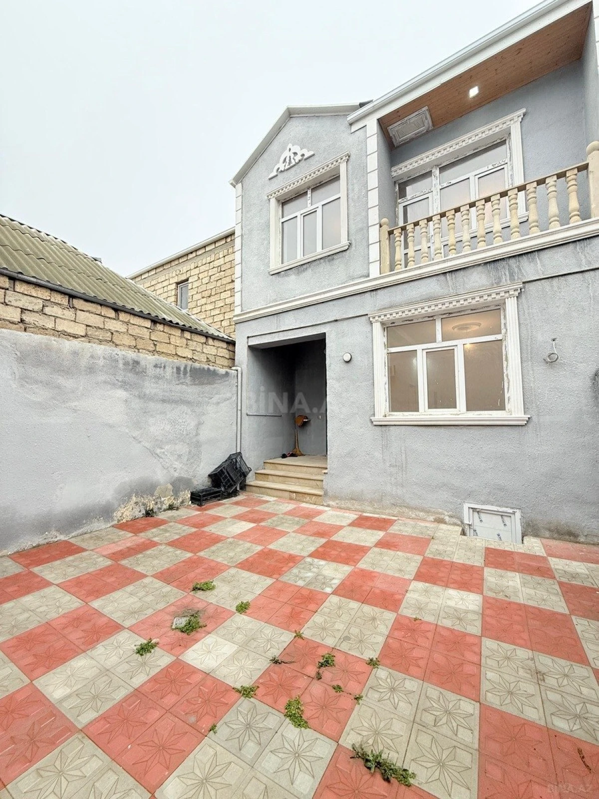 Satılır 4 otaqlı həyət evi 120 m²