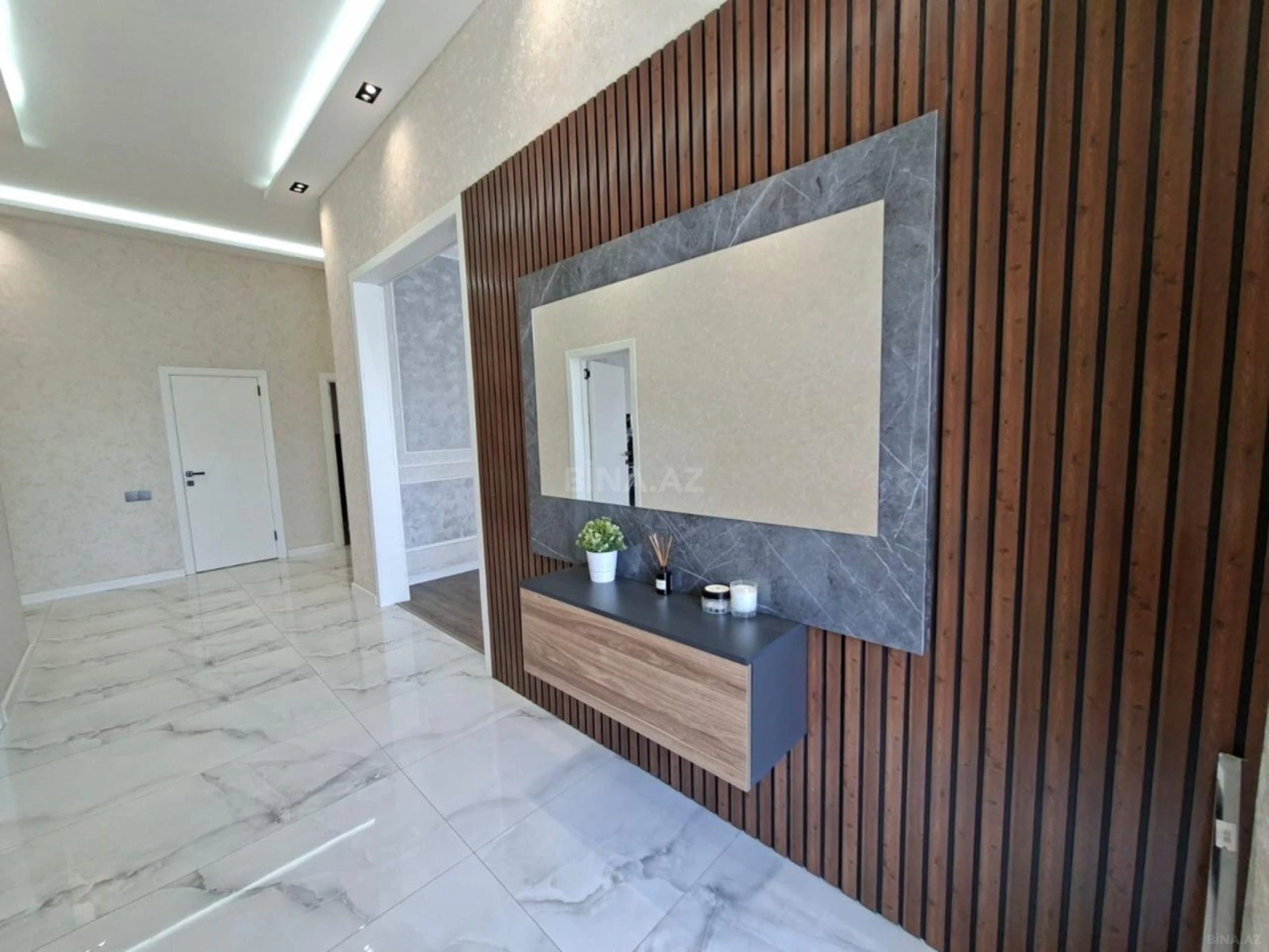 Kirayə verilir 4 otaqlı həyət evi 240 m²