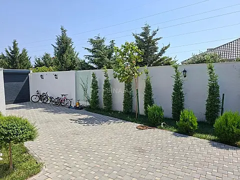Kirayə verilir 4 otaqlı həyət evi 240 m²