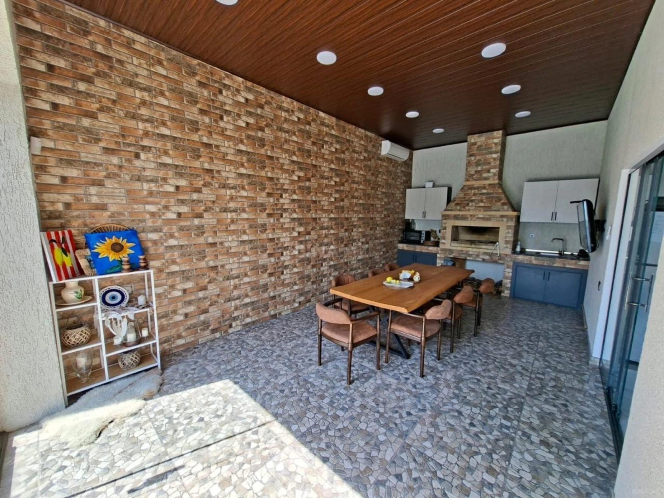 Kirayə verilir 4 otaqlı həyət evi 240 m²