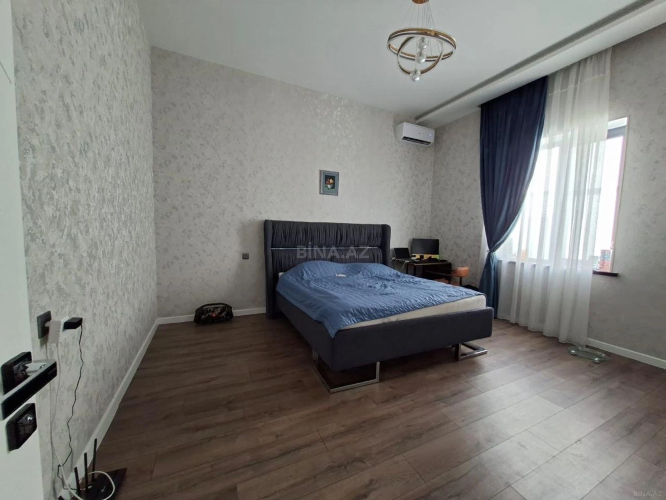 Kirayə verilir 4 otaqlı həyət evi 240 m²
