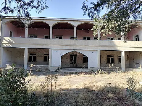 Satılır obyekt 1031.9 m² — Tovuz 1031.90 m²