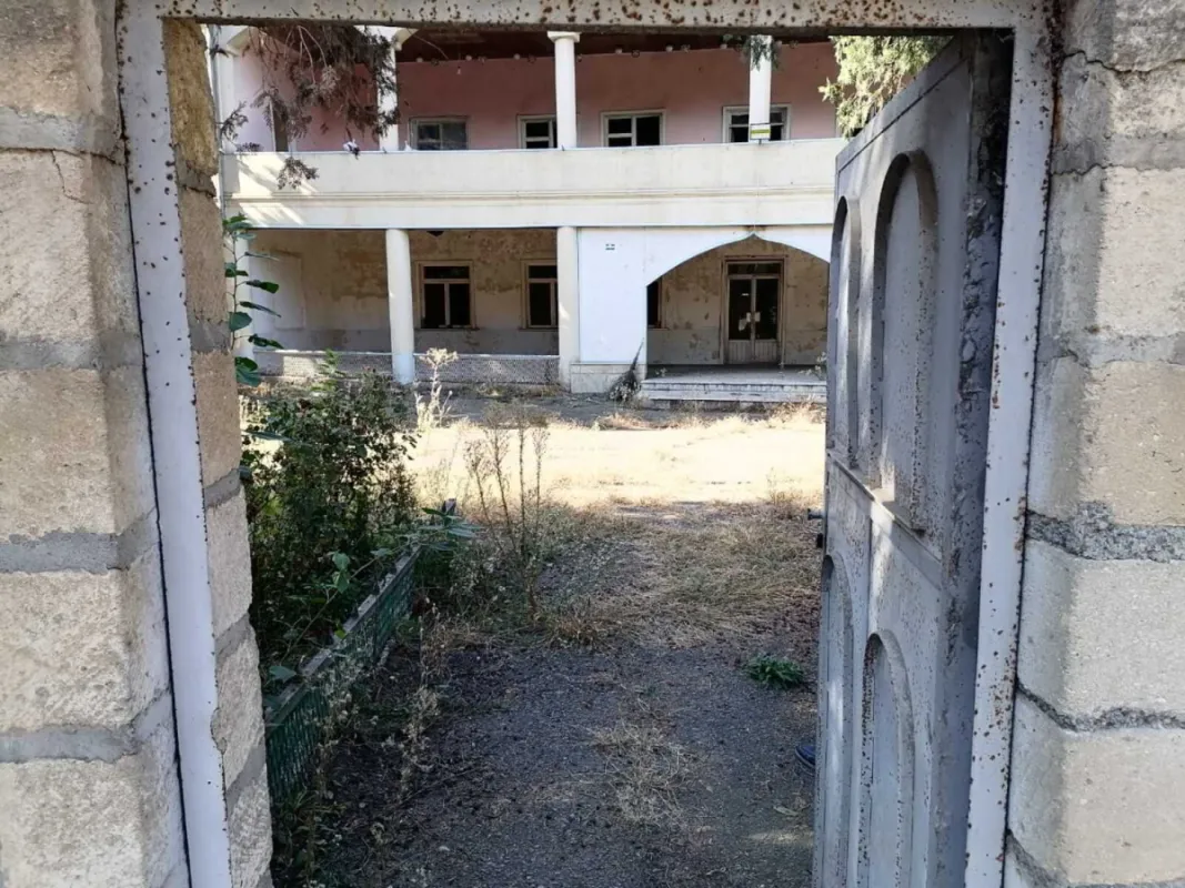 Satılır obyekt 1031.9 m²