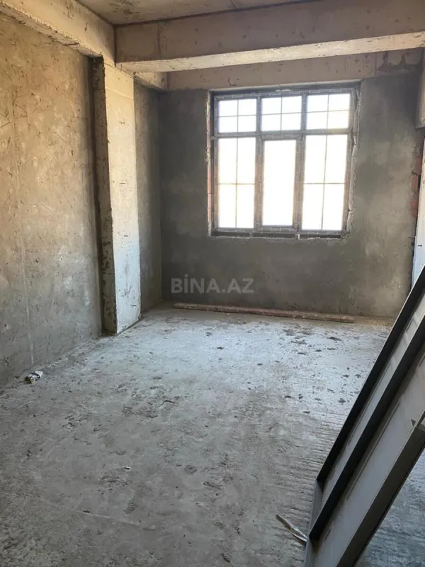 Satılır 2 otaqlı mənzil 67 m²