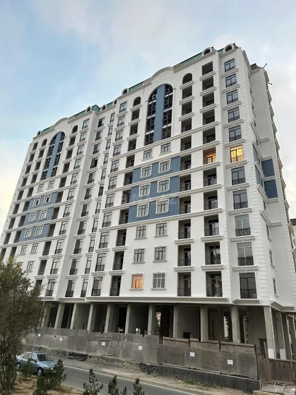 Satılır 2 otaqlı mənzil 67 m²